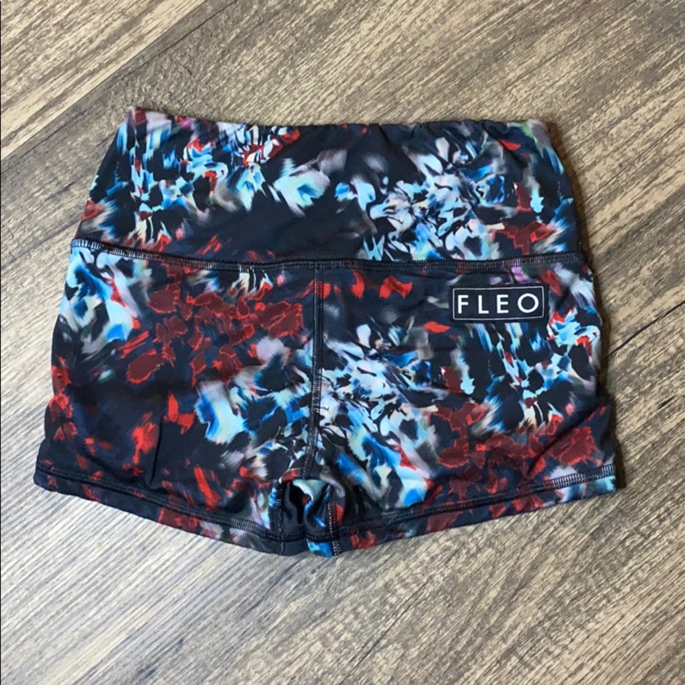 Fleo shorts